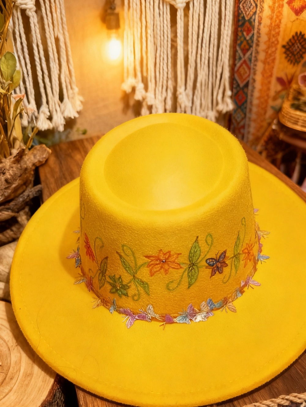 Yellow Engraved Flower Felt Hat